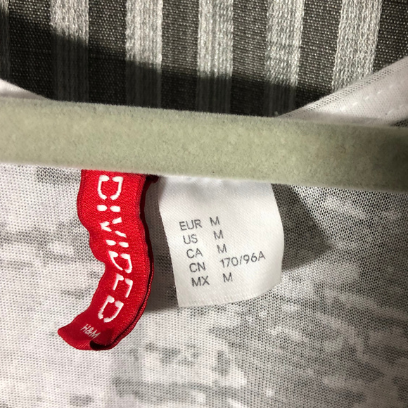 ***Closet Clear Out*** H&M Graphic Tank - Picture 3 of 4